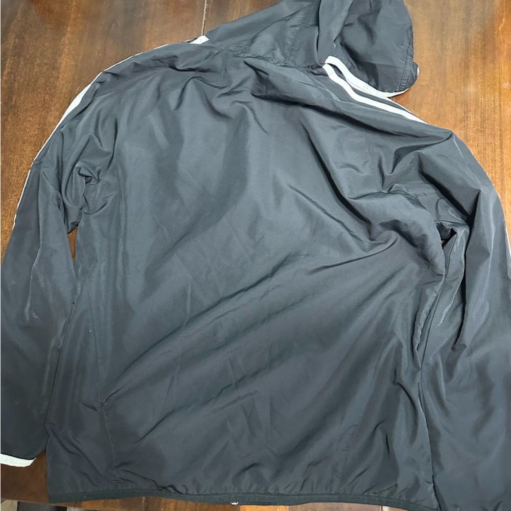 Adidas wind breaker - Picture 2 of 3